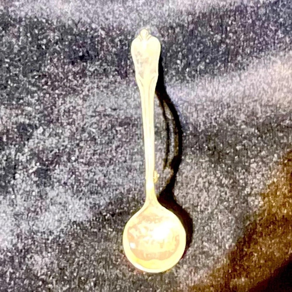 Vintage Wallace Sterling Silver Rose Point Spoon Brooch Pin - MCM Fine Jewelry